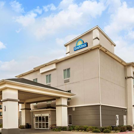 Days Inn & Suites By Wyndham Mineral Wells Eksteriør billede