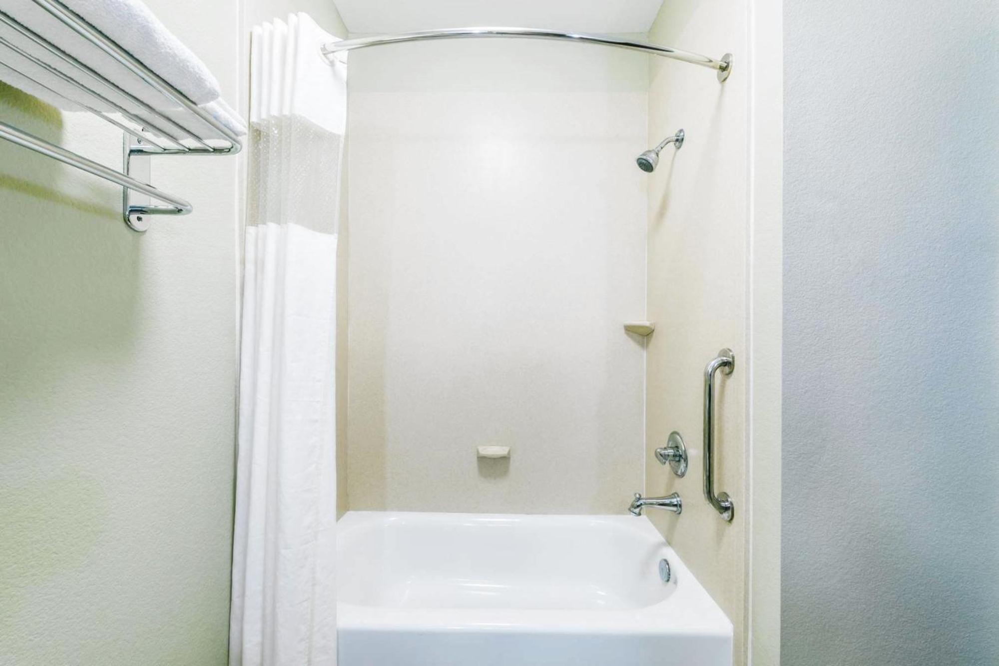 Days Inn & Suites By Wyndham Mineral Wells Eksteriør billede