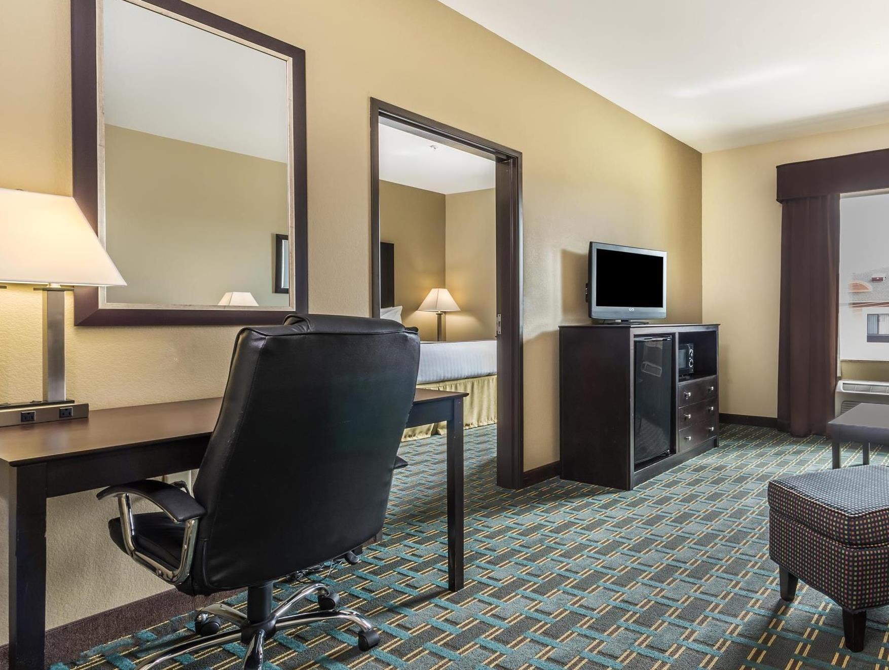 Days Inn & Suites By Wyndham Mineral Wells Eksteriør billede