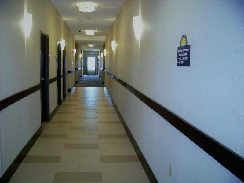 Days Inn & Suites By Wyndham Mineral Wells Eksteriør billede