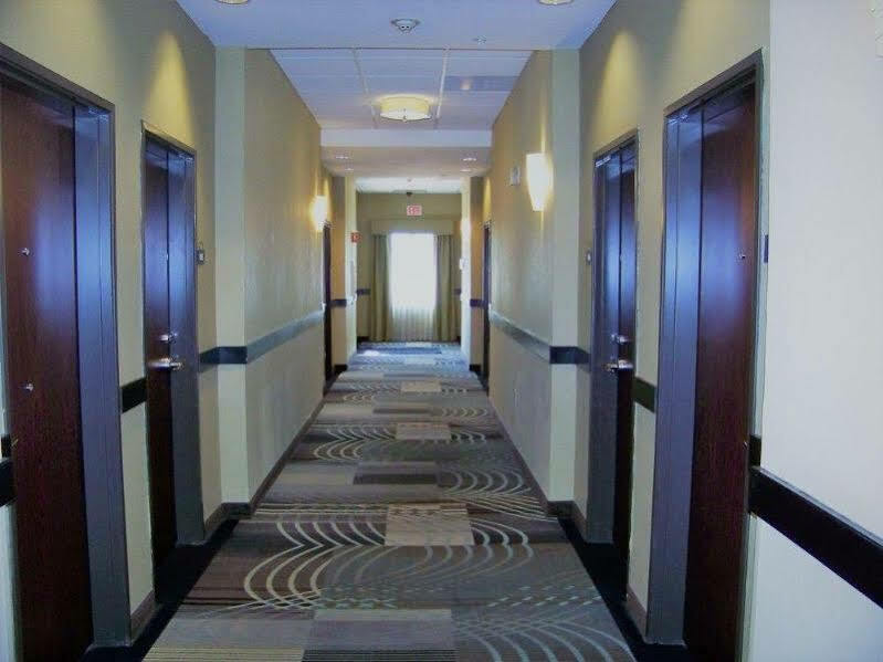 Days Inn & Suites By Wyndham Mineral Wells Eksteriør billede